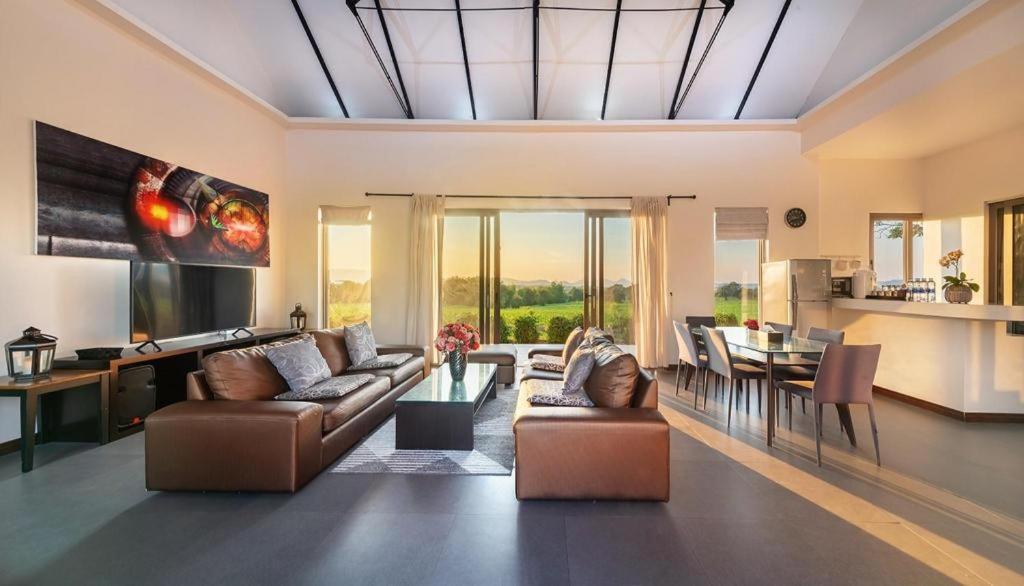 Lucerne Villa Resort Ban Bung Toei Zewnętrze zdjęcie